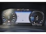 Volvo V90 T8 AWD Inscription - IntelliSafe Assist & Surround - 360º Camera - Adaptieve LED koplampen - Verwarmde voorstoelen, stuur & achterbank - Parkeersensoren voor & achter - Elektr. bedienb. bestuurdersstoel met geheugen - Extra getint glas - Inklapbare trekhaak - 19' LMV