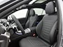 Mercedes-Benz C-klasse 300 e 140 Years Edition | Nightpakket | Parkeerpakket met 360°-camera | Panoramaschuifdak | DISTRONIC | Middenconsole metaalstructuur | GUARD 360° Plus | 19" multispaaks lichtmetalen AMG-velgen |