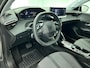 Peugeot 208 1.2 Hybrid 100PK e-DCS Aut. Allure Navigatie Apple Carplay/Android Auto Airco Camera Parkeer sensoren Cruise Control Led Lichtmetalen Velgen