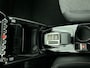Peugeot 208 1.2 Hybrid 100PK e-DCS Aut. Allure Navigatie Apple Carplay/Android Auto Airco Camera Parkeer sensoren Cruise Control Led Lichtmetalen Velgen