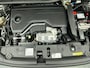 Peugeot 208 1.2 Hybrid 100PK e-DCS Aut. Allure Navigatie Apple Carplay/Android Auto Airco Camera Parkeer sensoren Cruise Control Led Lichtmetalen Velgen