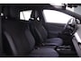 Volkswagen ID.4 Pro 77 kWh 204pk Automaat Trekhaak, Adaptive cruise control, Warmtepomp, LED matrix koplampen, Navigatie, Achteruitrijcamera, Stoelverwarming