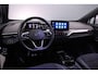 Volkswagen ID.4 Pro 77 kWh 204pk Automaat Trekhaak, Adaptive cruise control, Warmtepomp, LED matrix koplampen, Navigatie, Achteruitrijcamera, Stoelverwarming