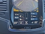 Volvo XC90 T8 Recharge AWD | Draadloze telefoonlader | Dodehoekdetectie met correctie | Trekhaak elektrisch bedienbaar | Vermoeidheidsherkenning | Extra getint glas achter | Verwarmde voorruit | Stuur verwarmd | Voorstoelen verwarmd