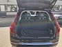 Volvo XC90 T8 Recharge AWD | Draadloze telefoonlader | Dodehoekdetectie met correctie | Trekhaak elektrisch bedienbaar | Vermoeidheidsherkenning | Extra getint glas achter | Verwarmde voorruit | Stuur verwarmd | Voorstoelen verwarmd