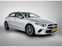 Mercedes-Benz A-klasse 160 Style | Handgeschakeld | Led verlichting | Achteruitrij camera | Cruise control | Inclusief 24 maanden MB Certified garantie voor Europa. garage-sale