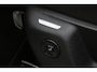Volkswagen Tiguan 1.5 eHybrid R-Line Edition 204PK / 150kW DSG, beschikbaar vanaf 03/04/2027, Verwarmbare voorstoelen, verwarmbaar multifunctioneel lederen stuurwiel, wegklapbare trekhaak, panoramadak, dodehoekdetectie (Side Assist), Black Style Pakket, 20" 'York' LMV, draadloos Apple Carplay & Android Auto, achteruitrijcamera (Rear View), parkeersensoren voor en achter (PDC), LED Matrix (IQ.Lights), parkeerassistent (Park Assist Pro), 'Discover' navigatie, DAB+, 3-zone climatronic, elektrisch verstel-, verwarm- en inklapbare buitenspiegels, adaptieve onderstelregeling (DCC Pro), ErgoActive voorstoelen met massagefunctie etc.