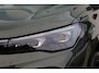 Volkswagen Tiguan 1.5 eHybrid R-Line Edition 204PK / 150kW DSG, beschikbaar vanaf 03/04/2027, Verwarmbare voorstoelen, verwarmbaar multifunctioneel lederen stuurwiel, wegklapbare trekhaak, panoramadak, dodehoekdetectie (Side Assist), Black Style Pakket, 20" 'York' LMV, draadloos Apple Carplay & Android Auto, achteruitrijcamera (Rear View), parkeersensoren voor en achter (PDC), LED Matrix (IQ.Lights), parkeerassistent (Park Assist Pro), 'Discover' navigatie, DAB+, 3-zone climatronic, elektrisch verstel-, verwarm- en inklapbare buitenspiegels, adaptieve onderstelregeling (DCC Pro), ErgoActive voorstoelen met massagefunctie etc.