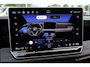 Volkswagen Tiguan 1.5 eHybrid R-Line Edition 204PK / 150kW DSG, beschikbaar vanaf 03/04/2027, Verwarmbare voorstoelen, verwarmbaar multifunctioneel lederen stuurwiel, wegklapbare trekhaak, panoramadak, dodehoekdetectie (Side Assist), Black Style Pakket, 20" 'York' LMV, draadloos Apple Carplay & Android Auto, achteruitrijcamera (Rear View), parkeersensoren voor en achter (PDC), LED Matrix (IQ.Lights), parkeerassistent (Park Assist Pro), 'Discover' navigatie, DAB+, 3-zone climatronic, elektrisch verstel-, verwarm- en inklapbare buitenspiegels, adaptieve onderstelregeling (DCC Pro), ErgoActive voorstoelen met massagefunctie etc.