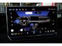 Volkswagen Tiguan 1.5 eHybrid R-Line Edition Beschikbaar vanaf 03/04/2027 | 272PK / 200kW DSG, Verwarmbare voorstoelen, verwarmbaar multifunctioneel lederen stuurwiel, wegklapbare trekhaak, Interieur Style Pakket (lederen 'Varenna' bekleding, elektrisch verstelbare ErgoActive voorstoelen met geheugen- en massagefunctie, verwarm- en ventileerbare voorstoelen), Harman Kardon geluidssysteem met subwoofer, panoramadak, dodehoekdetectie (Side Assist), Black Style Pakket, 20" 'York' LMV, draadloos Apple Carplay & Android Auto, achteruitrijcamera (Rear View), parkeersensoren voor en achter (PDC), LED Matrix (IQ.Lights), parkeerassistent (Park Assist Pro), 'Discover' navigatie, DAB+, 3-zone climatronic, elektrisch verstel-, verwarm- en inklapbare buitenspiegels, adaptieve onderstelregeling (DCC Pro) etc.