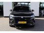 Volkswagen Tiguan 1.5 eHybrid R-Line Edition Beschikbaar vanaf 03/04/2027 | 272PK / 200kW DSG, Verwarmbare voorstoelen, verwarmbaar multifunctioneel lederen stuurwiel, wegklapbare trekhaak, Interieur Style Pakket (lederen 'Varenna' bekleding, elektrisch verstelbare ErgoActive voorstoelen met geheugen- en massagefunctie, verwarm- en ventileerbare voorstoelen), Harman Kardon geluidssysteem met subwoofer, panoramadak, dodehoekdetectie (Side Assist), Black Style Pakket, 20" 'York' LMV, draadloos Apple Carplay & Android Auto, achteruitrijcamera (Rear View), parkeersensoren voor en achter (PDC), LED Matrix (IQ.Lights), parkeerassistent (Park Assist Pro), 'Discover' navigatie, DAB+, 3-zone climatronic, elektrisch verstel-, verwarm- en inklapbare buitenspiegels, adaptieve onderstelregeling (DCC Pro) etc.