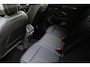 Volkswagen Tiguan 1.5 eHybrid R-Line Edition Beschikbaar vanaf 03/04/2027 | 272PK / 200kW DSG, Verwarmbare voorstoelen, verwarmbaar multifunctioneel lederen stuurwiel, wegklapbare trekhaak, Interieur Style Pakket (lederen 'Varenna' bekleding, elektrisch verstelbare ErgoActive voorstoelen met geheugen- en massagefunctie, verwarm- en ventileerbare voorstoelen), Harman Kardon geluidssysteem met subwoofer, panoramadak, dodehoekdetectie (Side Assist), Black Style Pakket, 20" 'York' LMV, draadloos Apple Carplay & Android Auto, achteruitrijcamera (Rear View), parkeersensoren voor en achter (PDC), LED Matrix (IQ.Lights), parkeerassistent (Park Assist Pro), 'Discover' navigatie, DAB+, 3-zone climatronic, elektrisch verstel-, verwarm- en inklapbare buitenspiegels, adaptieve onderstelregeling (DCC Pro) etc.