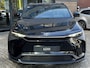 Toyota BZ4X Dynamic 71 kWh WARMTEPOMP STOEL/STUURVERWARMING EL-STOEL CLIMA 360-CAMERA LM-VELGEN BLIND-SPOT SENSOREN