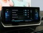 Peugeot e-2008 EV GT Pack 50 kWh - SOH 91,3% - Dealer onderhouden! - Elektrisch panoramadak - Stoelverwarming - Navi