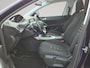 Peugeot 308 1.2 e-THP Blue Lease Premium