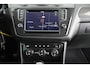Volkswagen Tiguan 1.4 TSI 125pk Connected Series Trekhaak Camera Navigatie