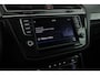 Volkswagen Tiguan 1.4 TSI 125pk Connected Series Trekhaak Camera Navigatie