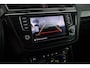 Volkswagen Tiguan 1.4 TSI 125pk Connected Series Trekhaak Camera Navigatie