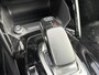 Peugeot e-2008 EV GT Pack 50 kWh | Panorama dak | Stoelverwarming | Achteruitrijcamera | Apple carplay/Android auto | Cruise control