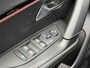 Peugeot e-2008 EV GT Pack 50 kWh | Panorama dak | Stoelverwarming | Achteruitrijcamera | Apple carplay/Android auto | Cruise control