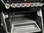 Peugeot e-2008 EV GT Pack 50 kWh | Panorama dak | Stoelverwarming | Achteruitrijcamera | Apple carplay/Android auto | Cruise control