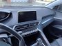 Peugeot 3008 1.2 PureTech Première | Unieke KM Stand! | Trekhaak | Panorama Dak | Camera | Blind Spot | Climate Control | Cruise Control |