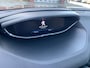 Peugeot 3008 1.2 PureTech Première | Unieke KM Stand! | Trekhaak | Panorama Dak | Camera | Blind Spot | Climate Control | Cruise Control |