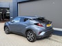 Toyota C-HR / C-HR+ 1.8 Hybrid Dynamic Limited | Afneembare trekhaak | All Season banden | Stoel & Stuurverwarming | Dodehoek detectie | Adaptieve Cruise Control | LED | Navigatie | Apple Carplay.