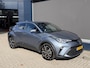 Toyota C-HR / C-HR+ 1.8 Hybrid Dynamic Limited | Afneembare trekhaak | All Season banden | Stoel & Stuurverwarming | Dodehoek detectie | Adaptieve Cruise Control | LED | Navigatie | Apple Carplay.