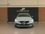 Volvo V40 Cross Country 1.5 T3 Summum AMAZON BLUE|ADAPT.CRUISE|BLIS|LEDER|STOELVERWARMING V&A|HARMAN/KARDON|PDC|2 Sets LM-VELGEN