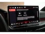 Volkswagen Golf 1.5 eHybrid GTE 272pk Black Style DCC Trekhaak Camera Stoelverwarming HUD Keyless Navigatie