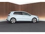 Volkswagen Golf 1.5 eHybrid GTE 272pk Black Style DCC Trekhaak Camera Stoelverwarming HUD Keyless Navigatie