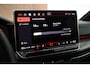 Volkswagen Golf 1.5 eHybrid GTE 272pk Black Style DCC Trekhaak Camera Stoelverwarming HUD Keyless Navigatie
