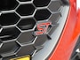 Ford Focus 2.3 EcoBoost ST-3 | PANORAMADAK | KLEPPENSYSTEEM MET AFSTANDSBEDIENING | ADAPTIVE CRUISE | DODEHOEKDETECTIE | CAMERA | STOEL+STUUR+VOORRUITVERWARMING | PARKEERSENSOREN V+A | ELEKTRISCHE VERSTELB STOEL | APPLE CARPLAY / ANDROID AUTO | LMV 19" |