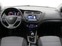 Hyundai i20 1.0 T-GDI Premium | Achterbank in delen neerklapbaar | Achteruitrijcamera | Airco (automatisch)
