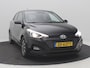Hyundai i20 1.0 T-GDI Premium | Achterbank in delen neerklapbaar | Achteruitrijcamera | Airco (automatisch)