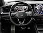 Volkswagen Tayron 1.5 272pk DSG eHybrid R-Line Edition · Panoramadak · 360 Camera · Wegklapbare Trekhaak · Black Style · 20'' Inch · Garantie t/m 17-11-2029 of 100.000km
