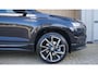 Skoda Karoq 1.5 TSI 150PK Sportline Business *Black Style* Pano.Dak Canton Virtual Stoel/Stuurverwarming Trekhaak 19inch LM *NL auto* 97549km!
