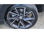 Skoda Karoq 1.5 TSI 150PK Sportline Business *Black Style* Pano.Dak Canton Virtual Stoel/Stuurverwarming Trekhaak 19inch LM *NL auto* 97549km!