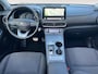 Hyundai Kona Electric EV Fashion 64 kWh 204PK | Warmtepomp | Navigatie | Apple Carplay & Android Auto | Adaptive cruise control | Open dak | Head-up display | Achteruitrijcamera |