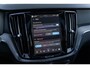 Volvo V60 2.0 T8 Plug-in Hybrid AWD Plus Dark | PHEV Long Range | Trekhaak | Sportstoelen | Panoramadak | Harman Kardon Audio | Head-up Display | 360 Graden Camera | Stoelverwarming voor en achter | Keyless Entry | Elektrische Achterklep | Elektrisch Verstelbare Voorstoelen | Cruise Control Adaptief | BLIS | Google Navigatie | Apple Carplay | Android Auto