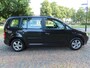 Volkswagen Touran 1.6-16V FSI Business Ecc Cruisecontrol Isofix Lm Velgen Trekhaak