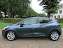 Renault Clio 1.2 TCe Intens Leer/Stof Sportstoelen Ecc Cruisecontrol Navigatie Achteruitrijcamera Keyless Entry Bleutooth Pdc Led 5 Drs Lm Velgen***Goed Onderhouden***