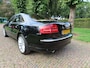 Audi A8 4.2 FSI quattro Pro Line+ Leer/Alcantara Schuifkanteldak Ecc Cruisecontrol Xenon Navigatie Bose Pdc 19 Inch Lm Velgen ***Apk t/m 10-9-2027***Youngtimer***Nette Auto***Goed Onderhouden***