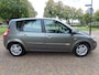 Renault Scenic 2.0-16V Expression Luxe Automaat Ecc Cruisecontrol Navigatie Leer/Stof Lm Velgen Trekhaak