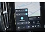 Volvo XC40 Recharge Plus 70 kWh l Adaptieve cruise control l Elektrische achterklep l BLIS l Keyless entry & start l Verwarbare voorstoelen & stuur l Warmtepomp l Google navigatie l 4-voudig elektrische lendensteun l 19 Inch Lichtmetalen velgen l