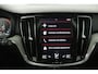 Volvo V60 2.0 T6 Recharge AWD Inscription (PANORAMADAK, TREKHAAK, CAMERA, STOELVERWARMING, ELEKTR STOELEN)
