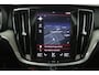 Volvo V60 2.0 T6 Recharge AWD Inscription (PANORAMADAK, TREKHAAK, CAMERA, STOELVERWARMING, ELEKTR STOELEN)