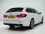 BMW 5-Serie Touring 530e High Executive | Leder | Trekhaak | Harman/Kardon | 360 | HUD | Memory | Sfeerlicht | Carplay