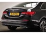 Mercedes-Benz A-klasse 180 Business Line | HALF LEDER | STOELVERWARMING | DAB | CAMERA